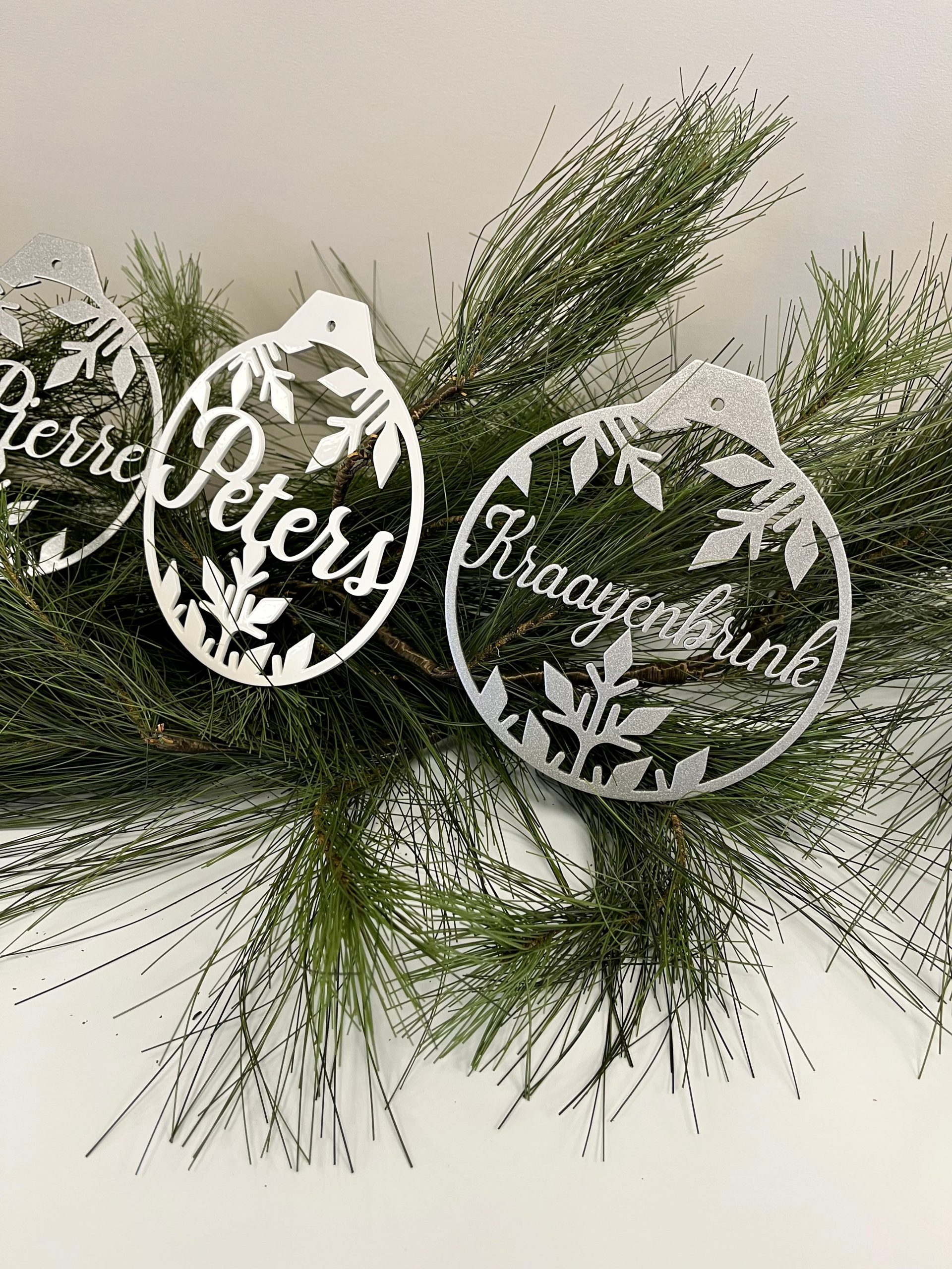 Ornament4.jpg Ornament4.jpg