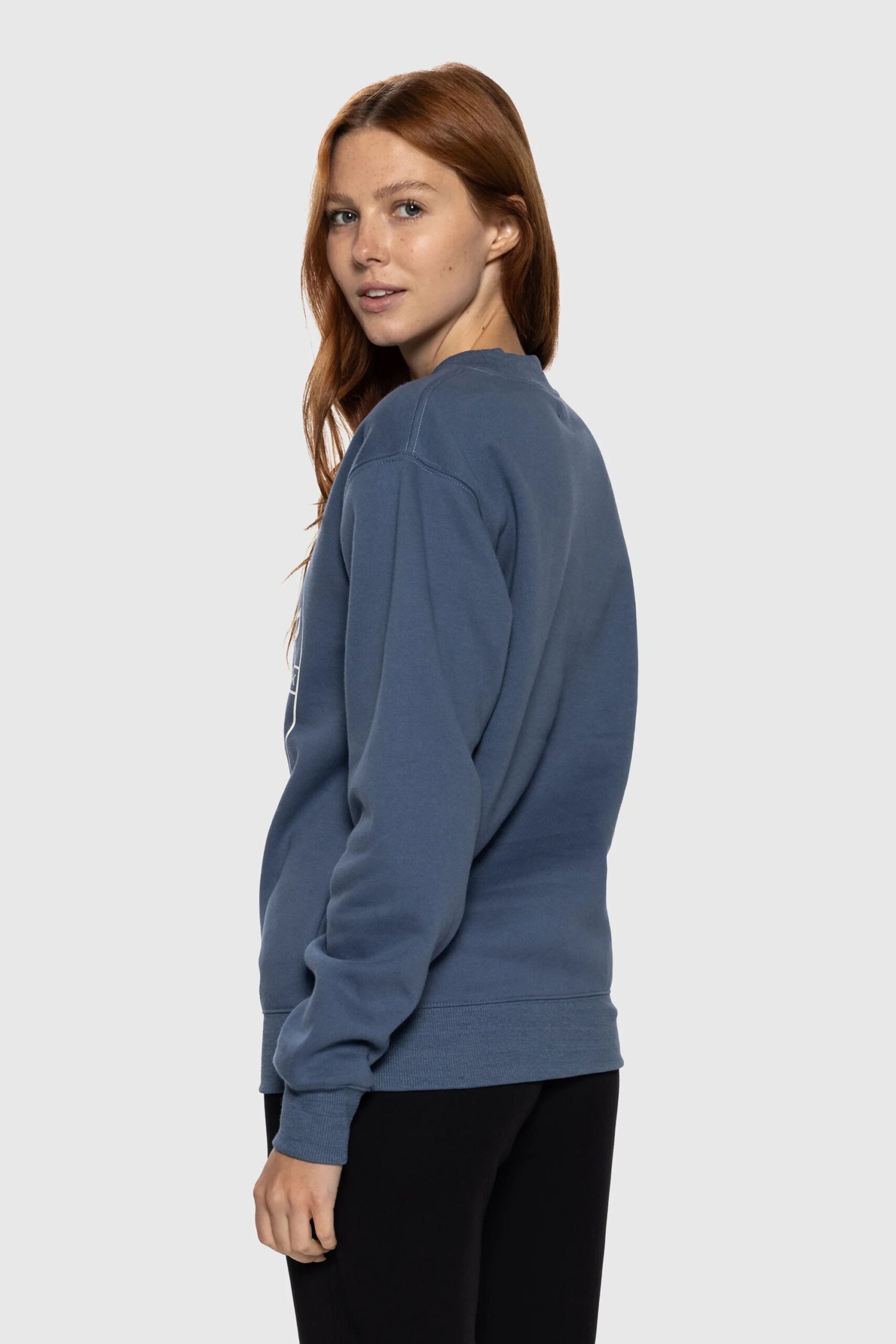 FW21-L-Sweater04.jpg FW21-L-Sweater04.jpg