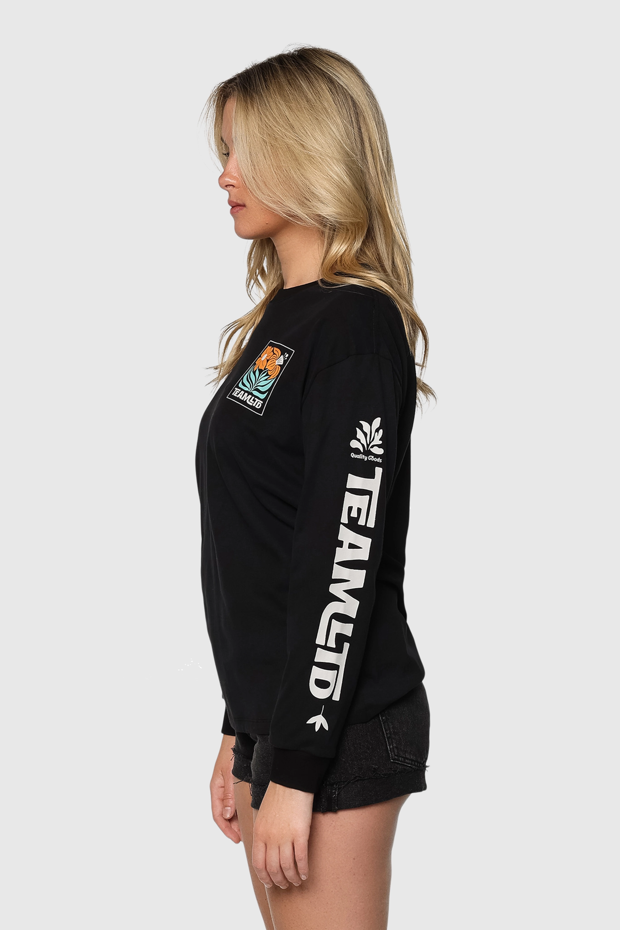 LONG-HIBIS-BLACK2.png LONG-HIBIS-BLACK2.png
