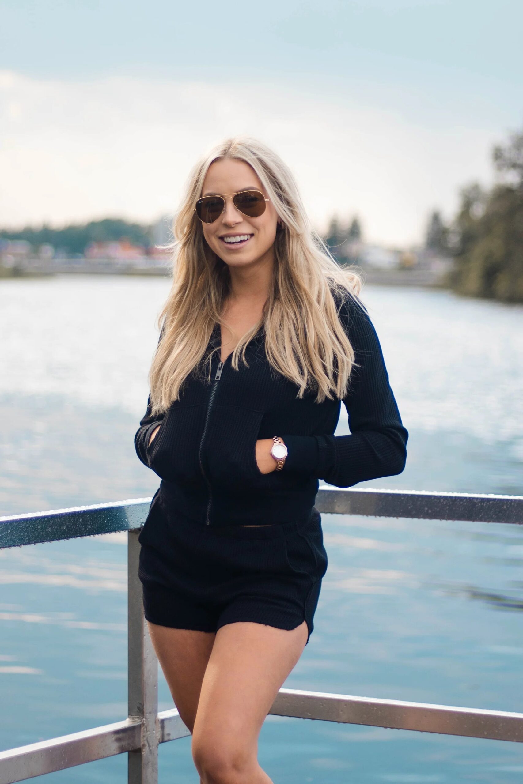Lifestyle195.jpg Lifestyle195.jpg