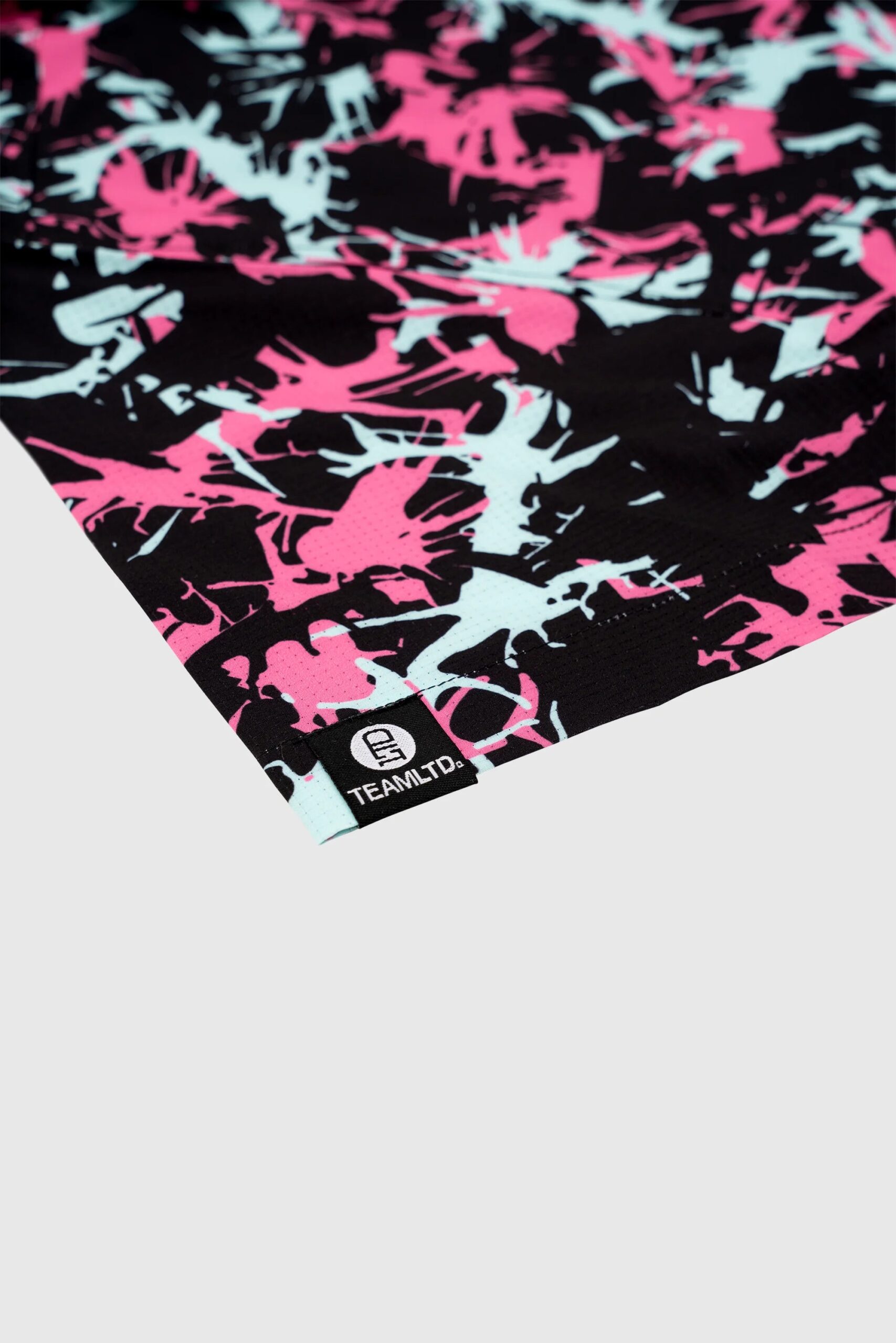 RunItPolo-Web-Black-Sleeve.jpg RunItPolo-Web-Black-Sleeve.jpg
