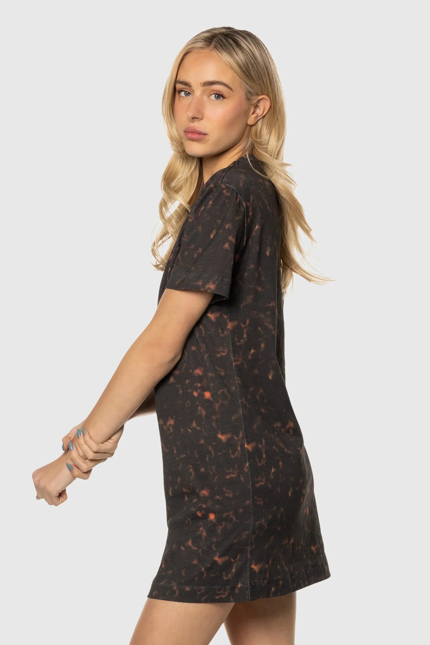 SS23-L-dress27_7320cdb5-dbe0-4963-b3c4-3446168b78d6.jpg SS23-L-dress27_7320cdb5-dbe0-4963-b3c4-3446168b78d6.jpg
