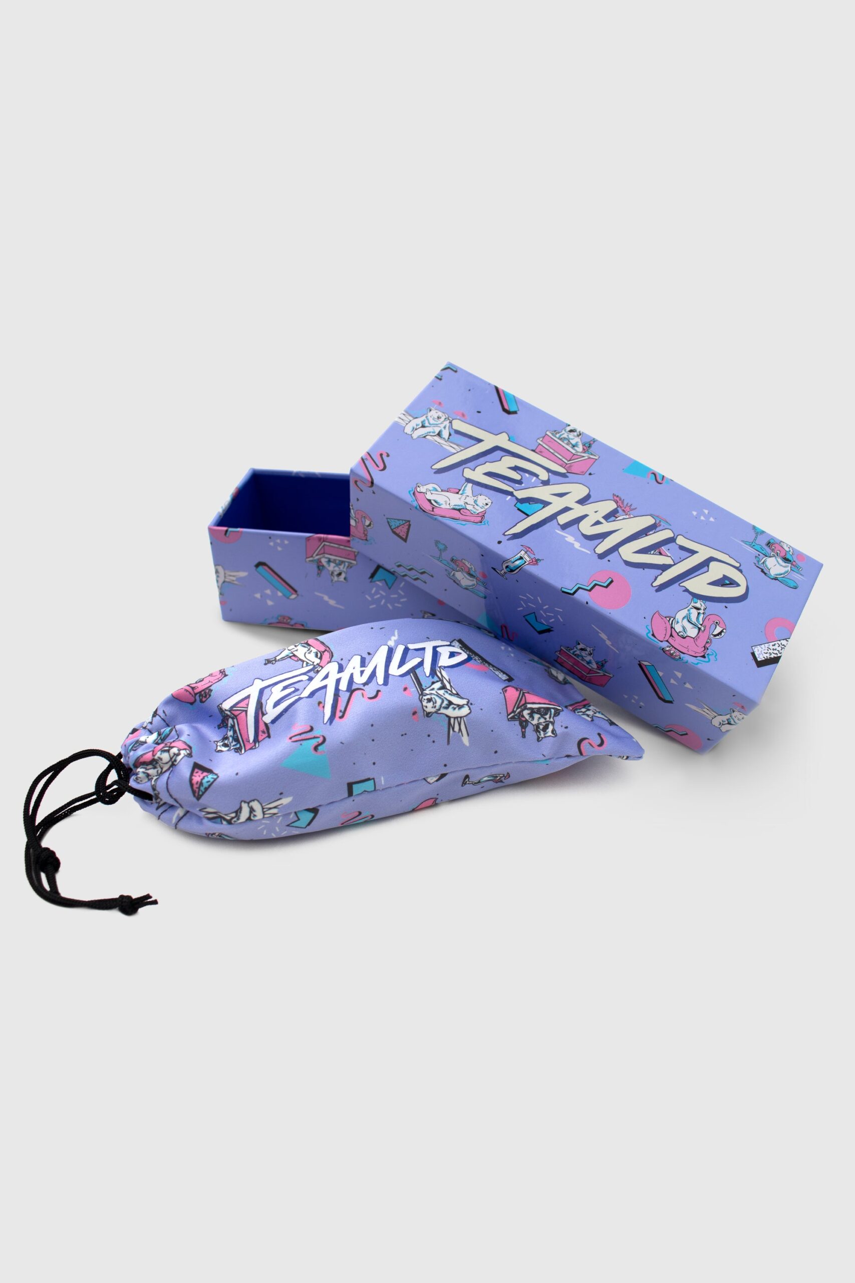 Shades-SS22Box_1.jpg Shades-SS22Box_1.jpg