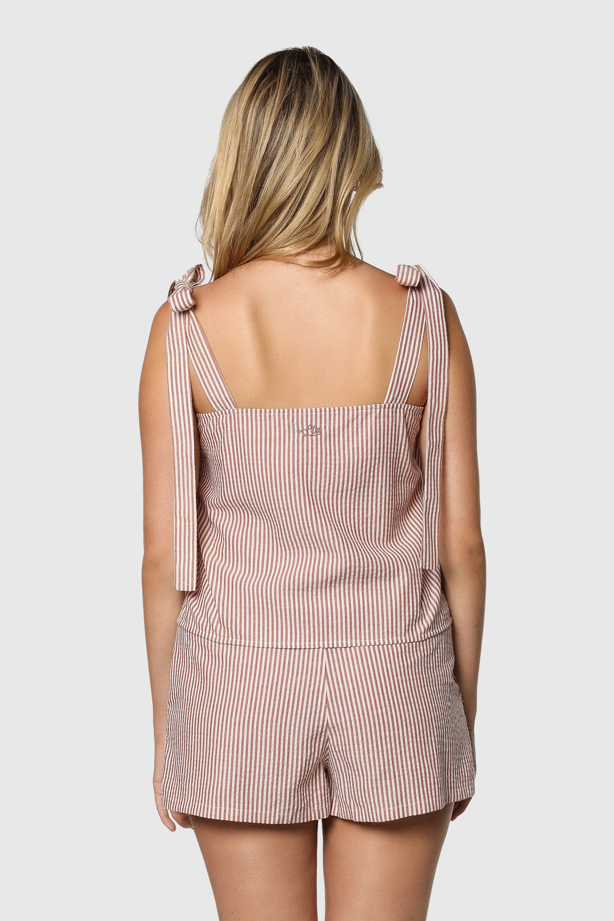 TANK-BREEZE-STRIPE.png TANK-BREEZE-STRIPE.png