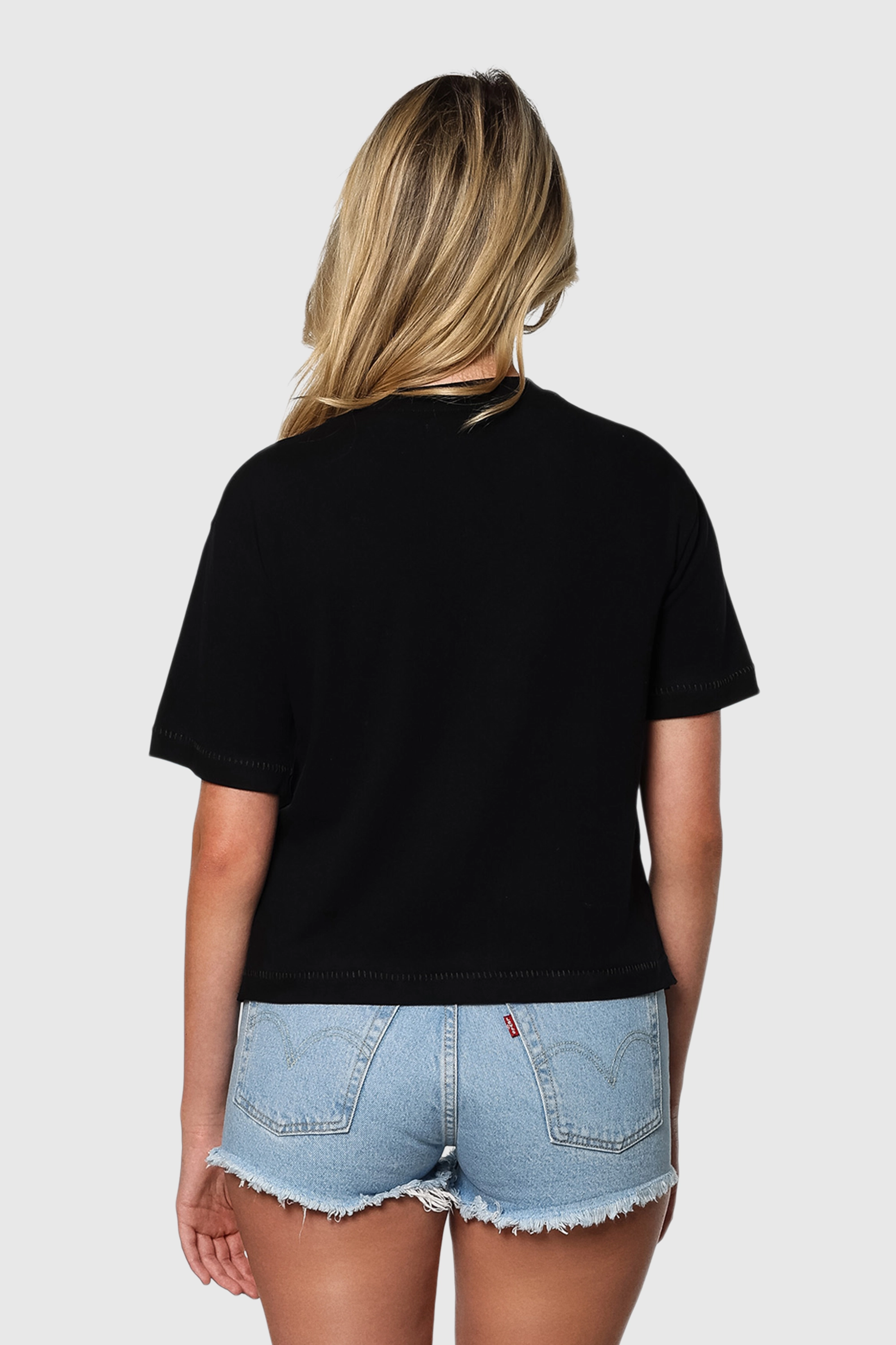 TEE-CAMPFIRE-BLACK.png TEE-CAMPFIRE-BLACK.png