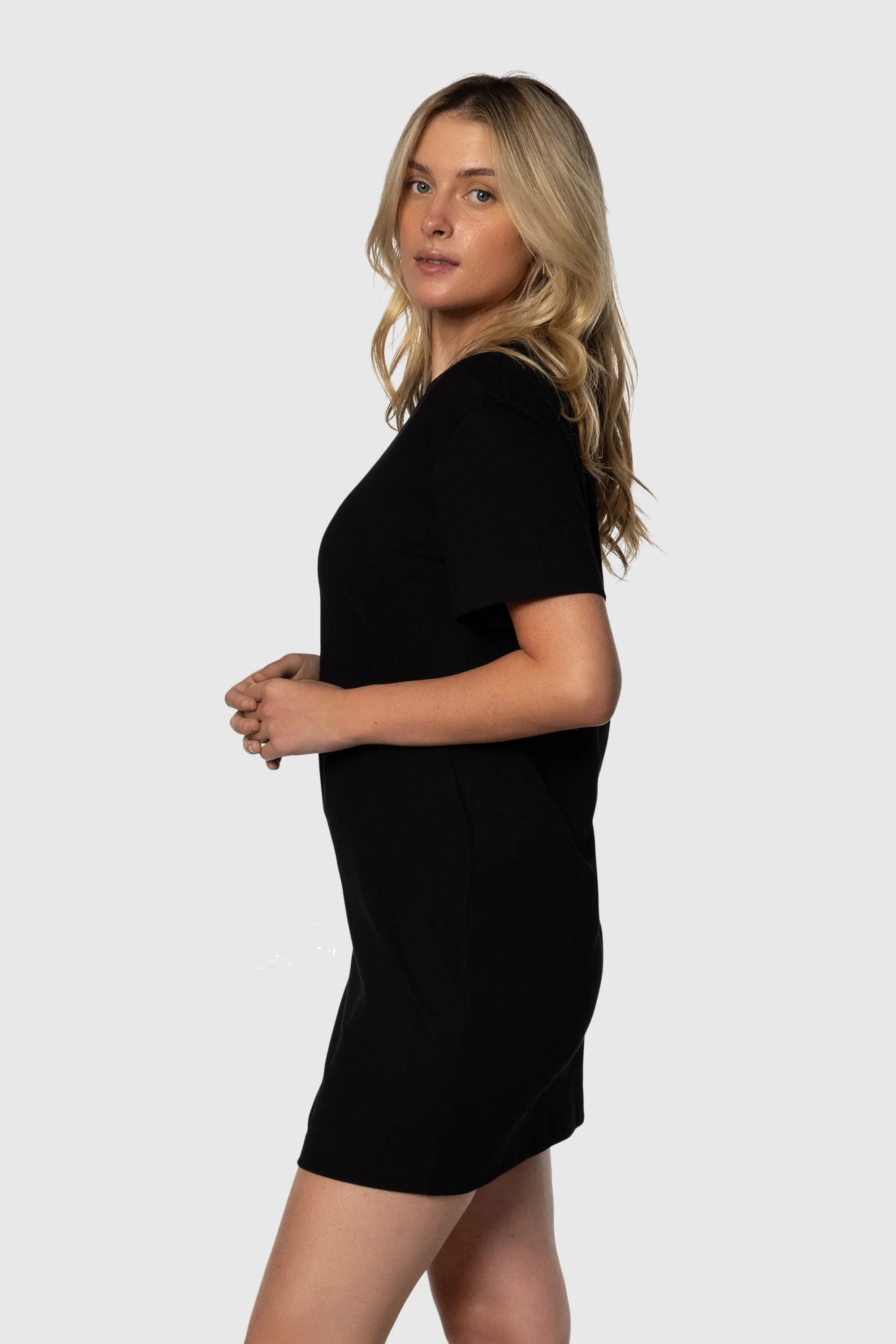 TEE-DRESS-BLACK3_ad22cfc0-092b-4a76-945f-1a003ef3c367.png TEE-DRESS-BLACK3_ad22cfc0-092b-4a76-945f-1a003ef3c367.png