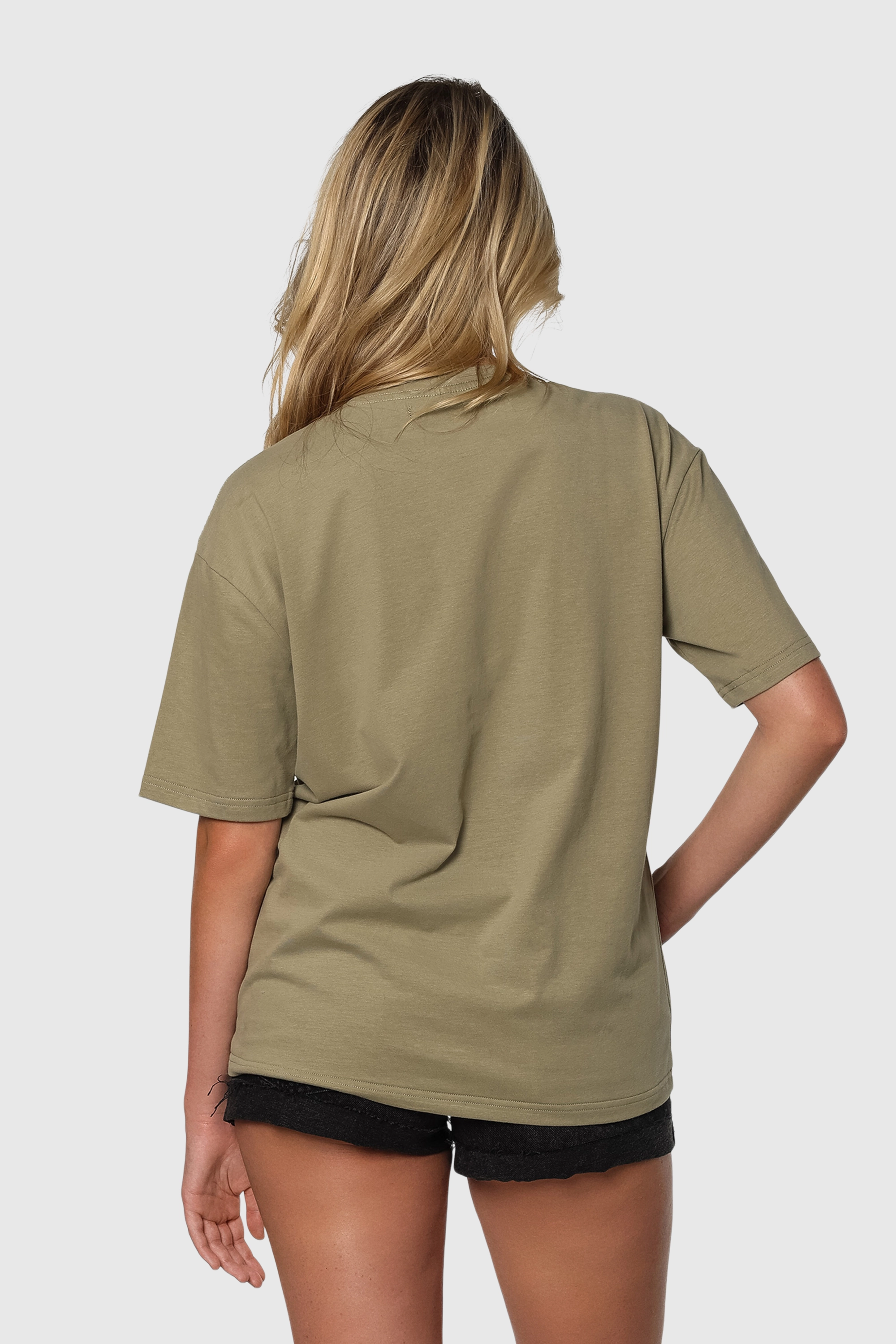 TEE-POCKET-OLIVE.png TEE-POCKET-OLIVE.png