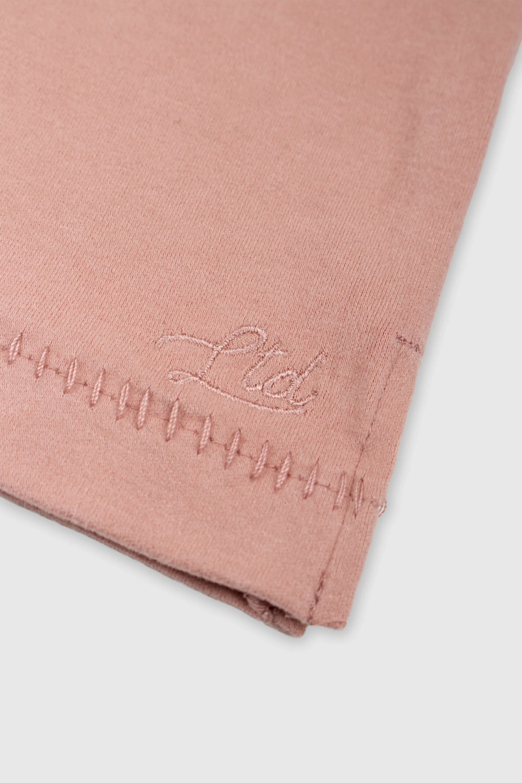 TEES-CAMPFIRE-MAUVE02.jpg TEES-CAMPFIRE-MAUVE02.jpg