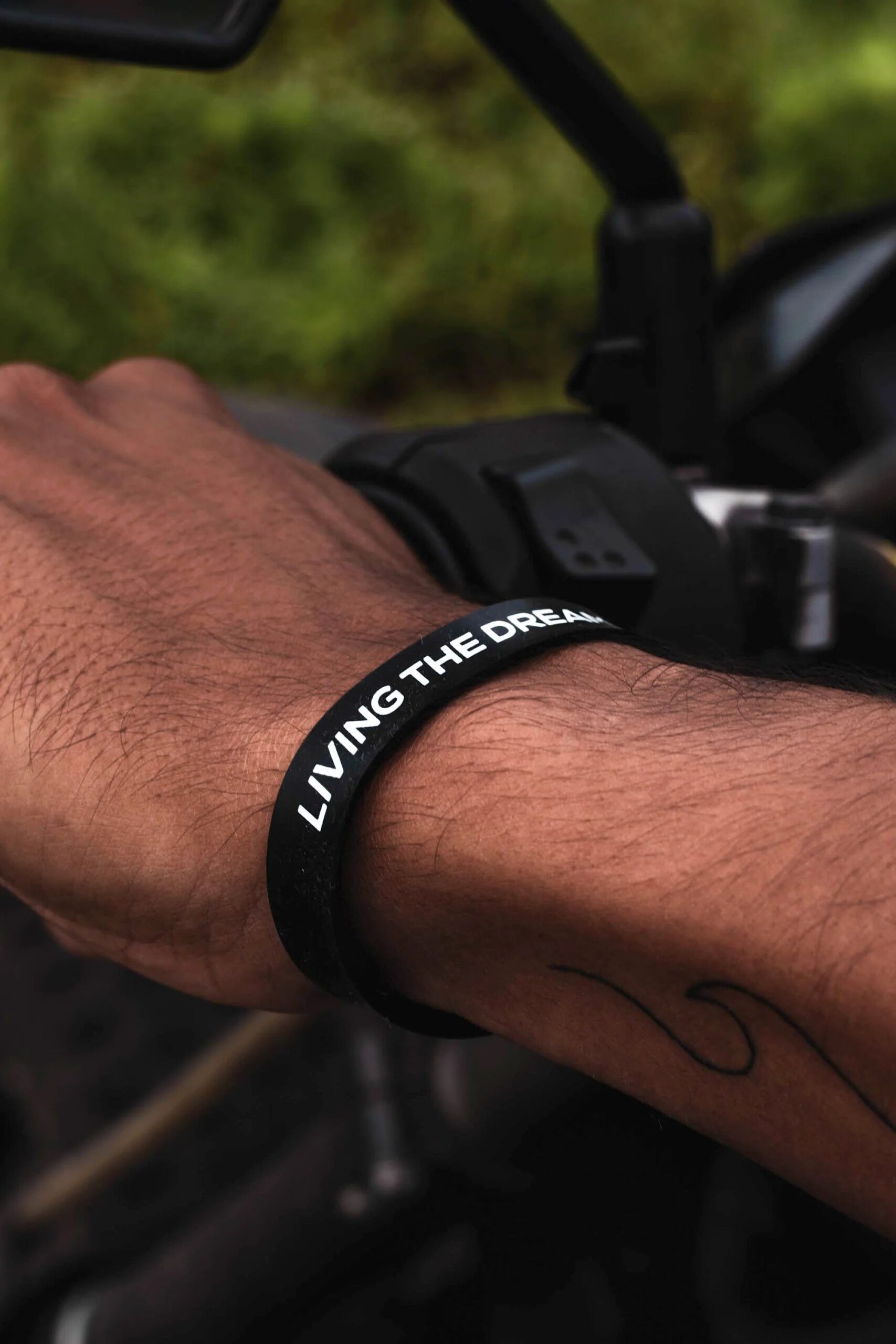 Wrist01.jpg Wrist01.jpg