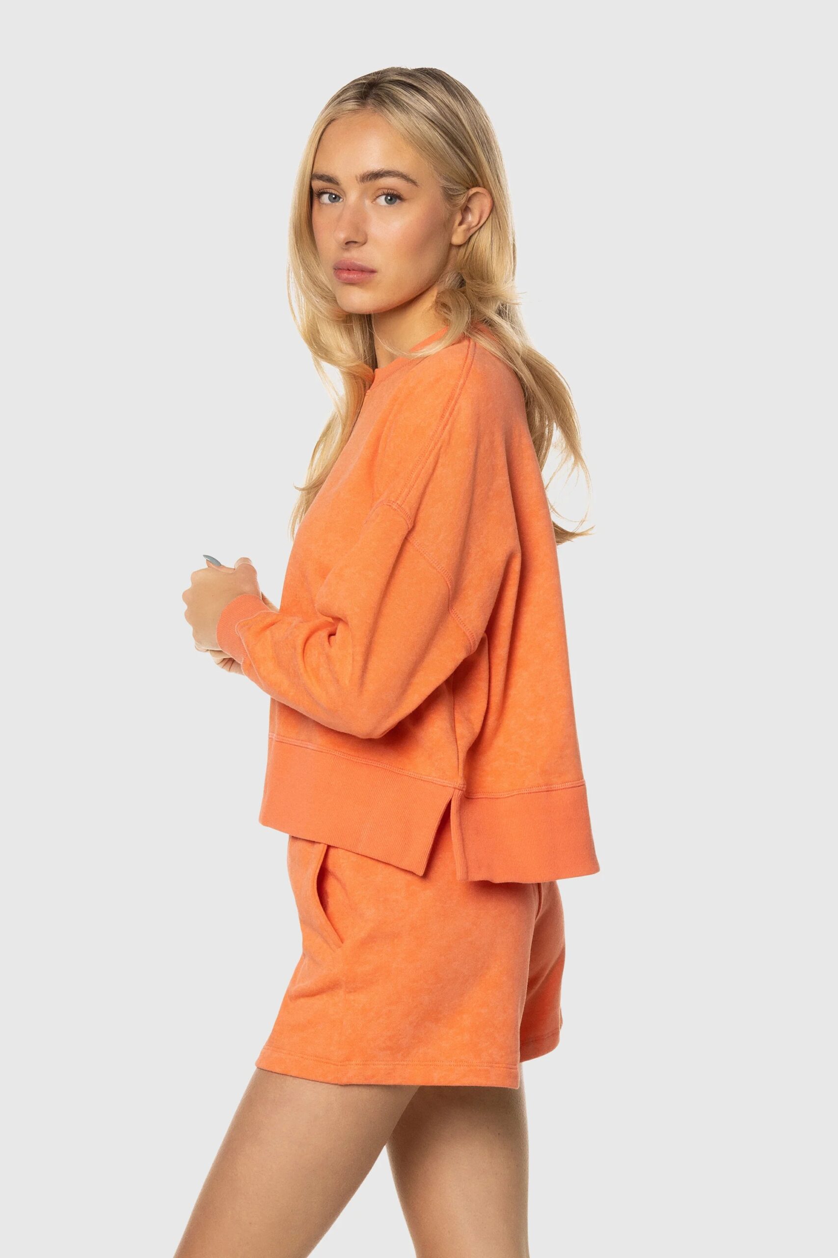 SS23-L-Sweaters05.jpg SS23-L-Sweaters05.jpg