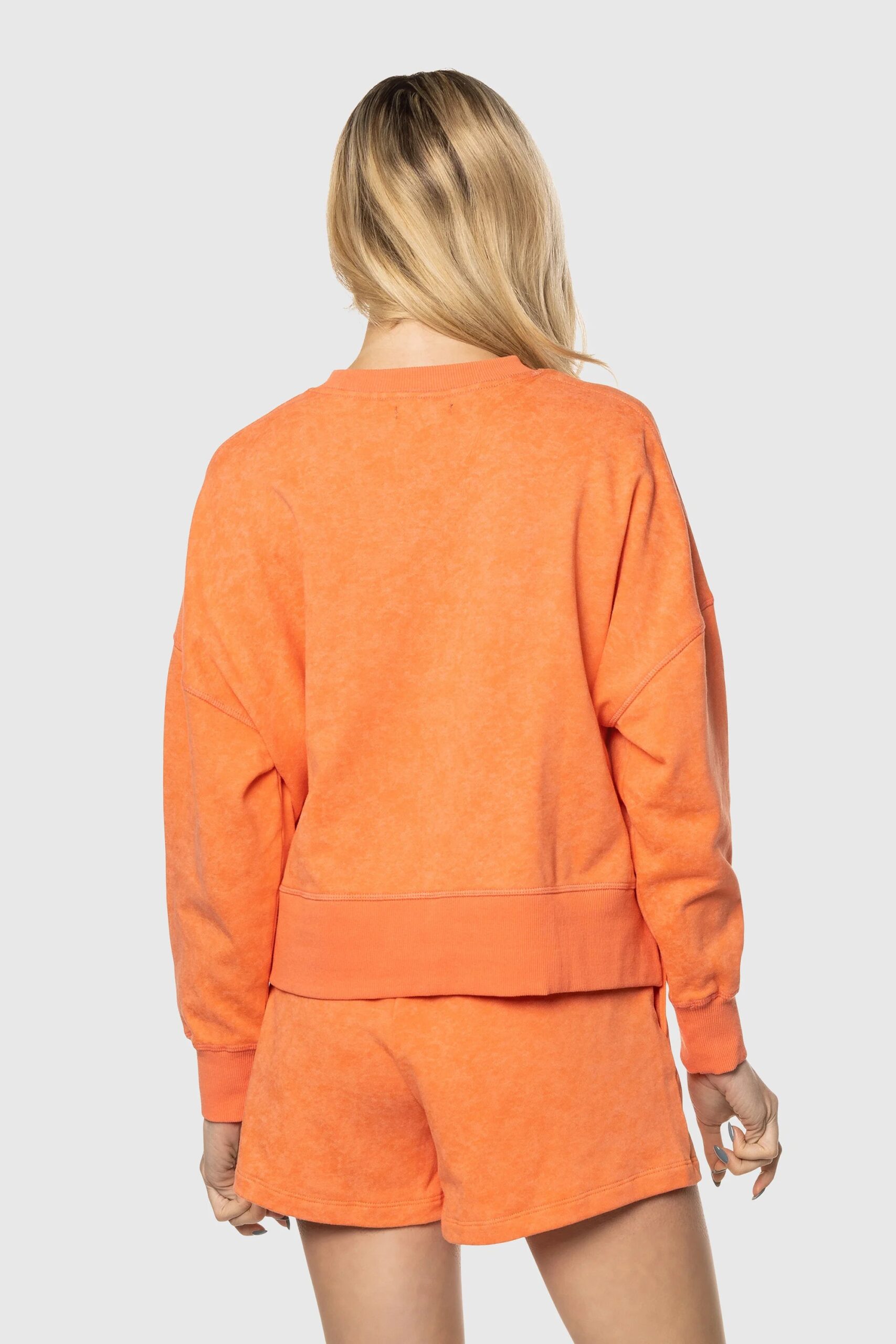 SS23-L-Sweaters06.jpg SS23-L-Sweaters06.jpg