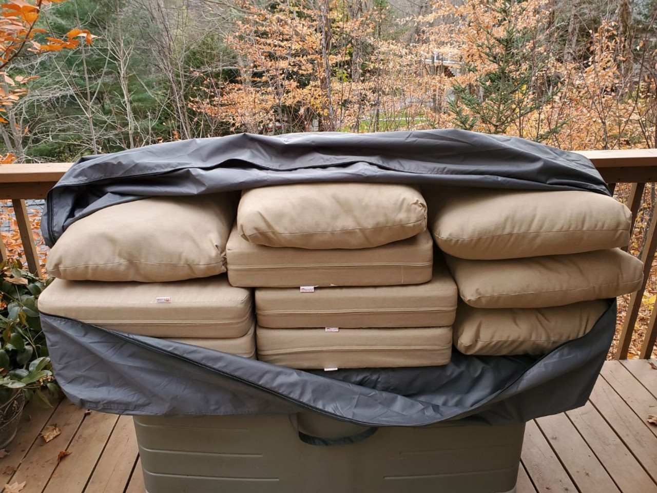 Cushion_Bag_open__29716.jpg Cushion_Bag_open__29716.jpg