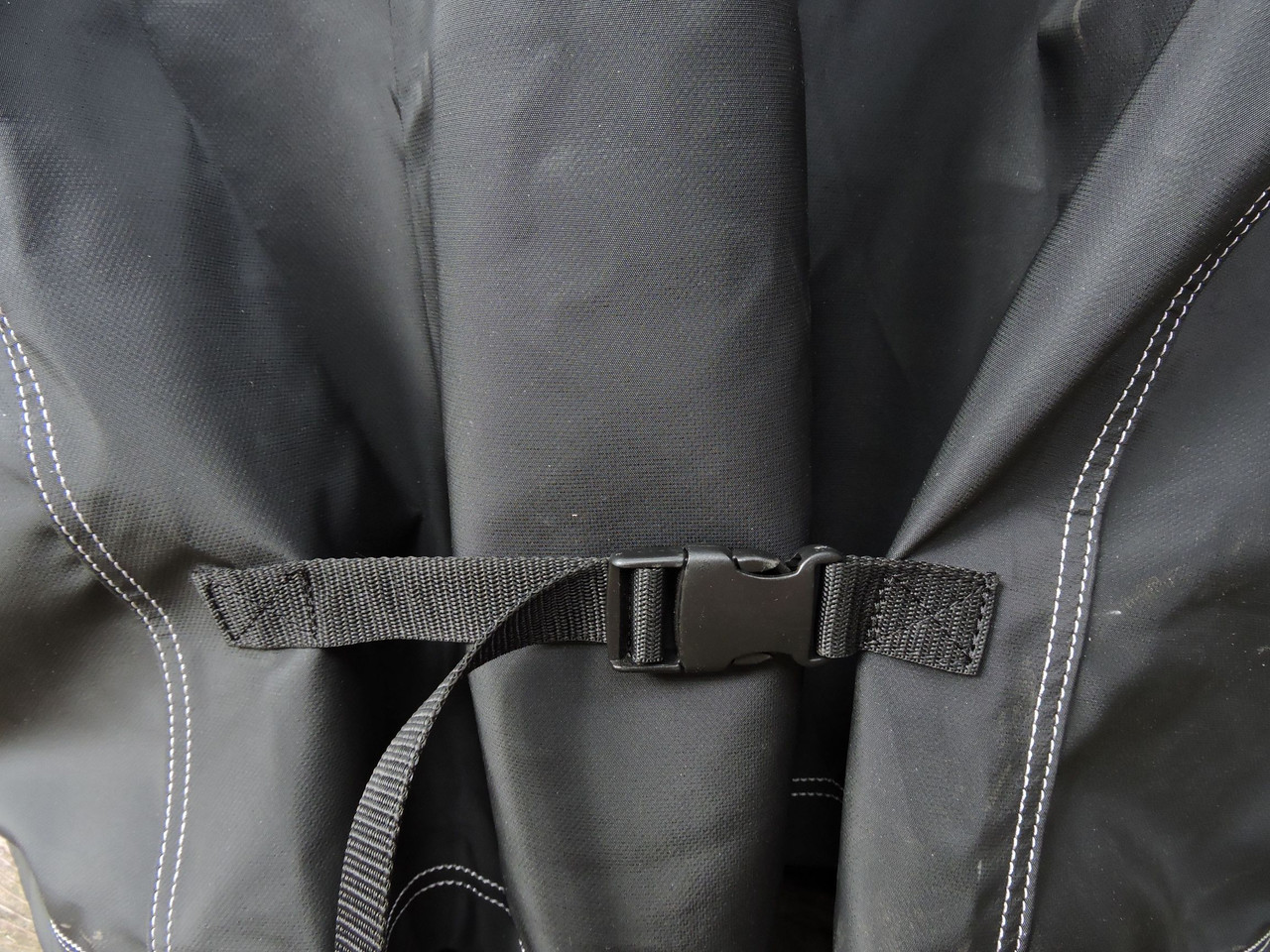 tundra-supreme-barbecue-cover-cinch-side-straps__84868.jpg tundra-supreme-barbecue-cover-cinch-side-straps__84868.jpg